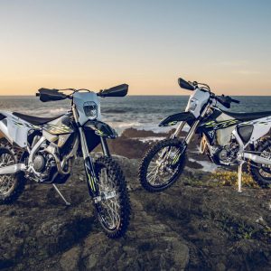 FAM_ENDURO_250_450_MY26_DAY_10006-triumph_landscape