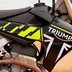 TF 250 X_MY24_05380_JP-triumph_landscape